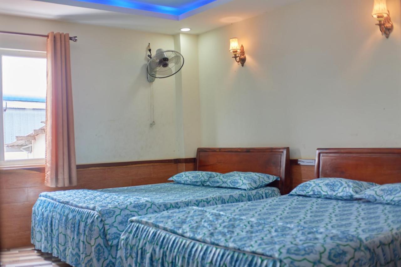 Hoa Anh Dao 2 Hotel Thuan An Eksteriør bilde