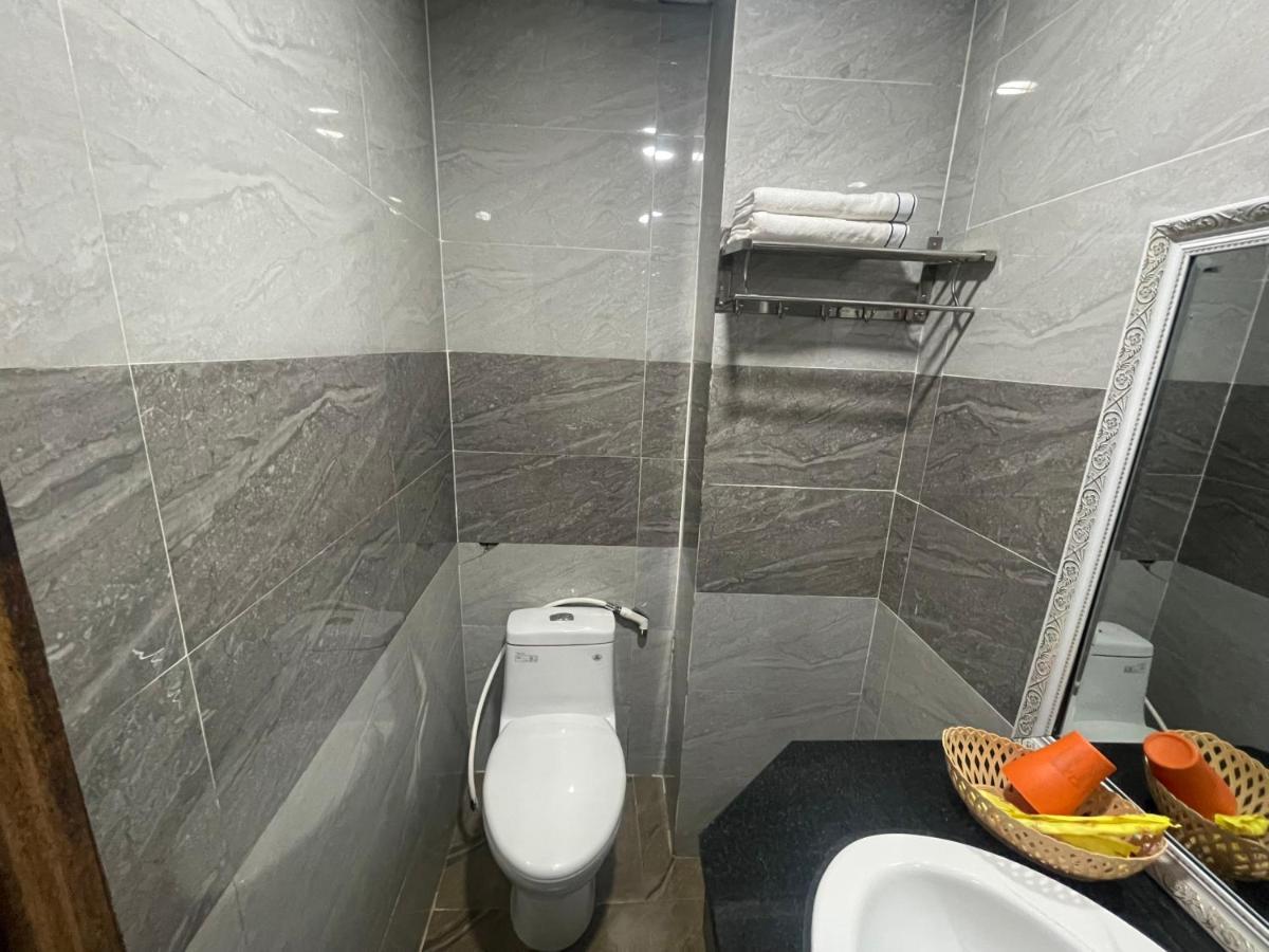 Hoa Anh Dao 2 Hotel Thuan An Eksteriør bilde